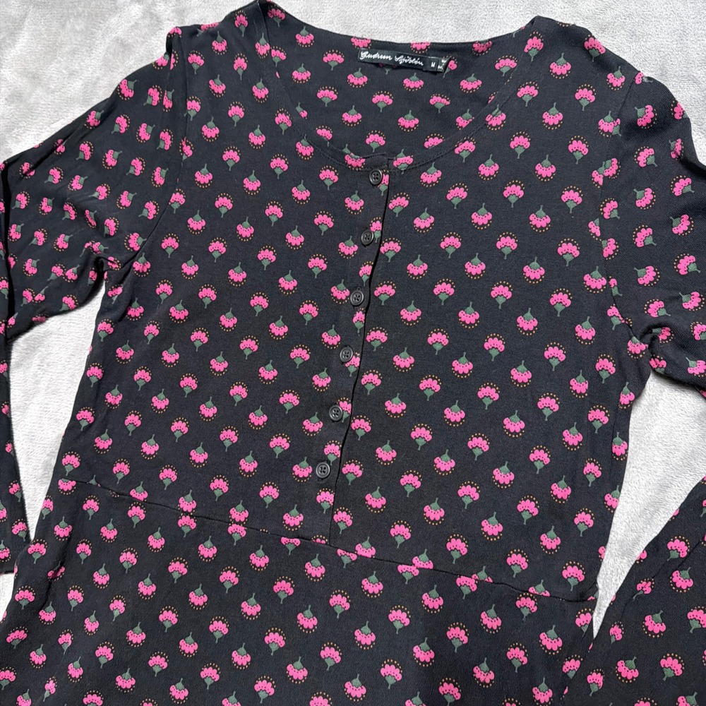 Gudrun Sjöden Black Tunic with Pink Floral Dots - Picture 4 of 6